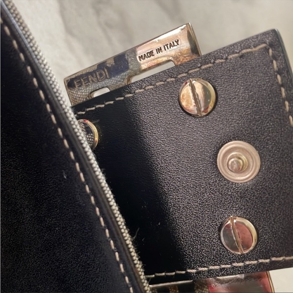 EUC NO CALLOUTS Fendi Vintage Zucca FF logo Continental wallet - Picture 12 of 16